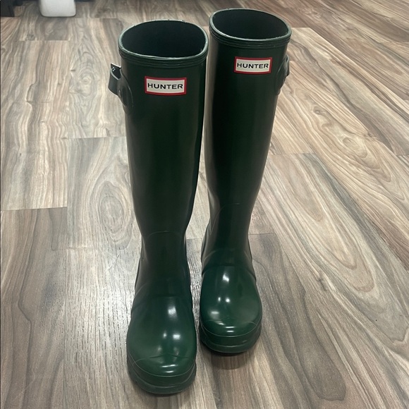 Hunter Dark Green Glossy Rain boots - Picture 2 of 9